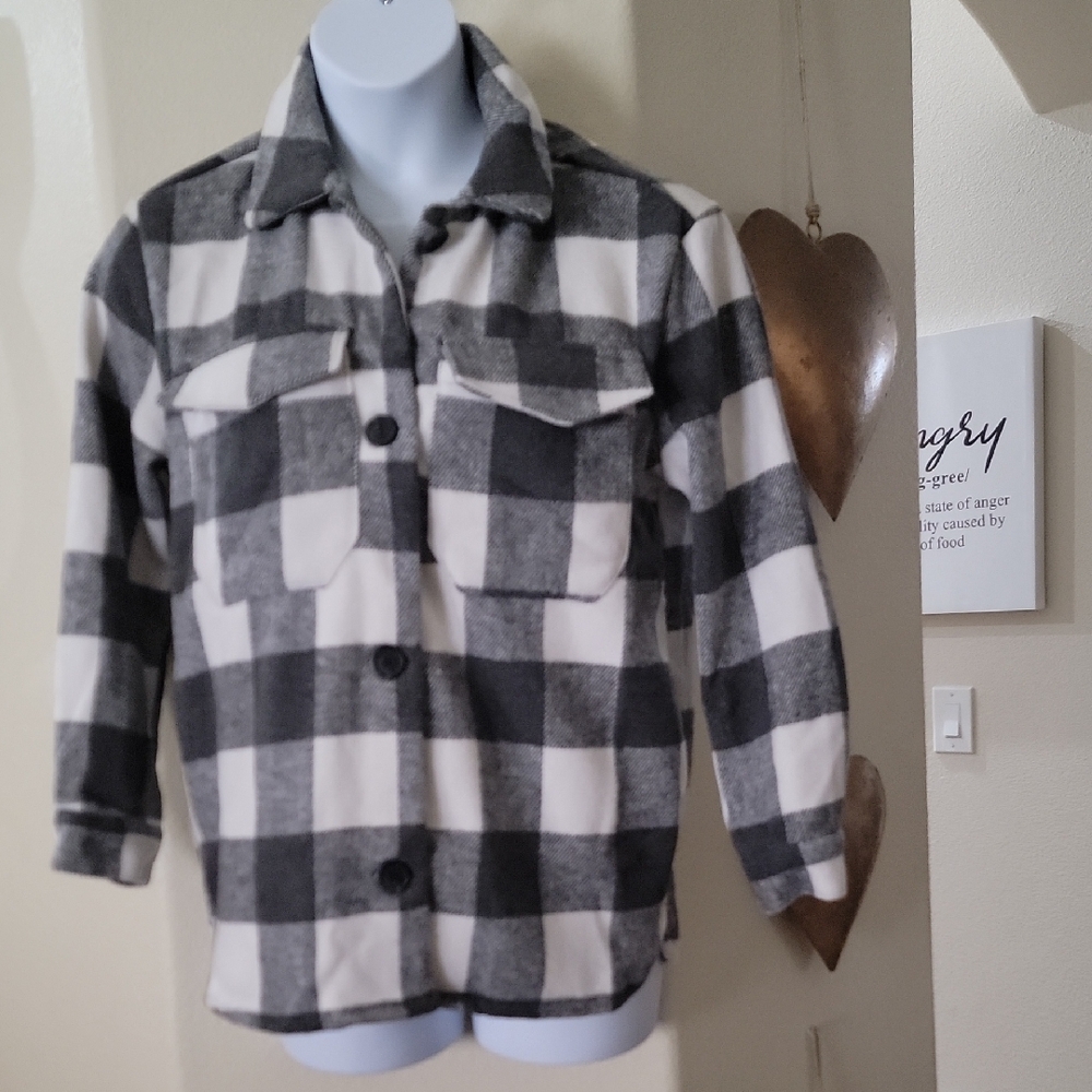 OOKIE & LALA Plaid Jacket/Shacket Gray Off White Size M NWOT